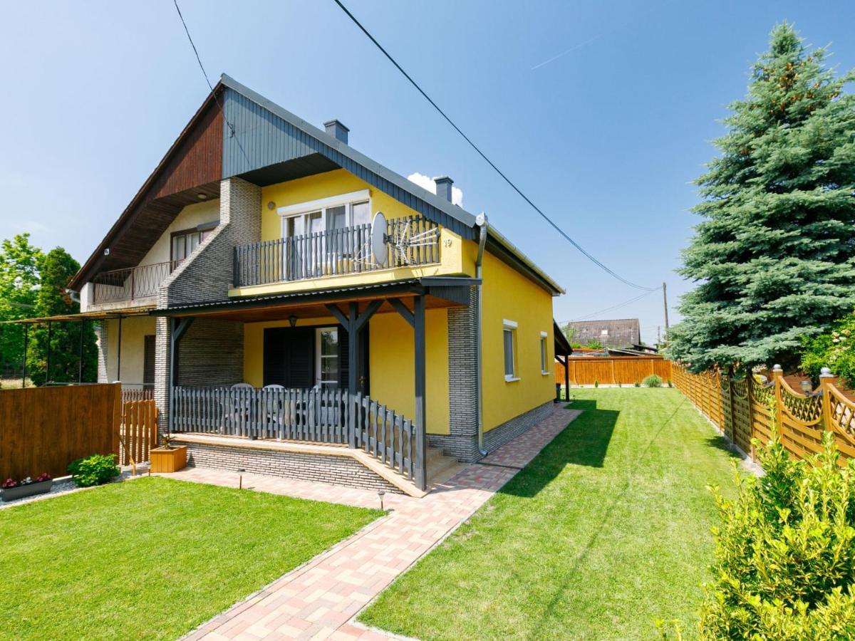 Holiday Home Hibiscus By Interhome Balatonkeresztur Exterior photo